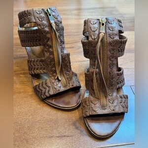 NICOLE Happy Go Lucky Block Heel Sandals